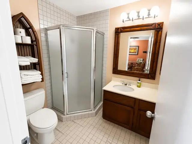 Listing Image for 50 Kepuhi Pl 202 15 of 27