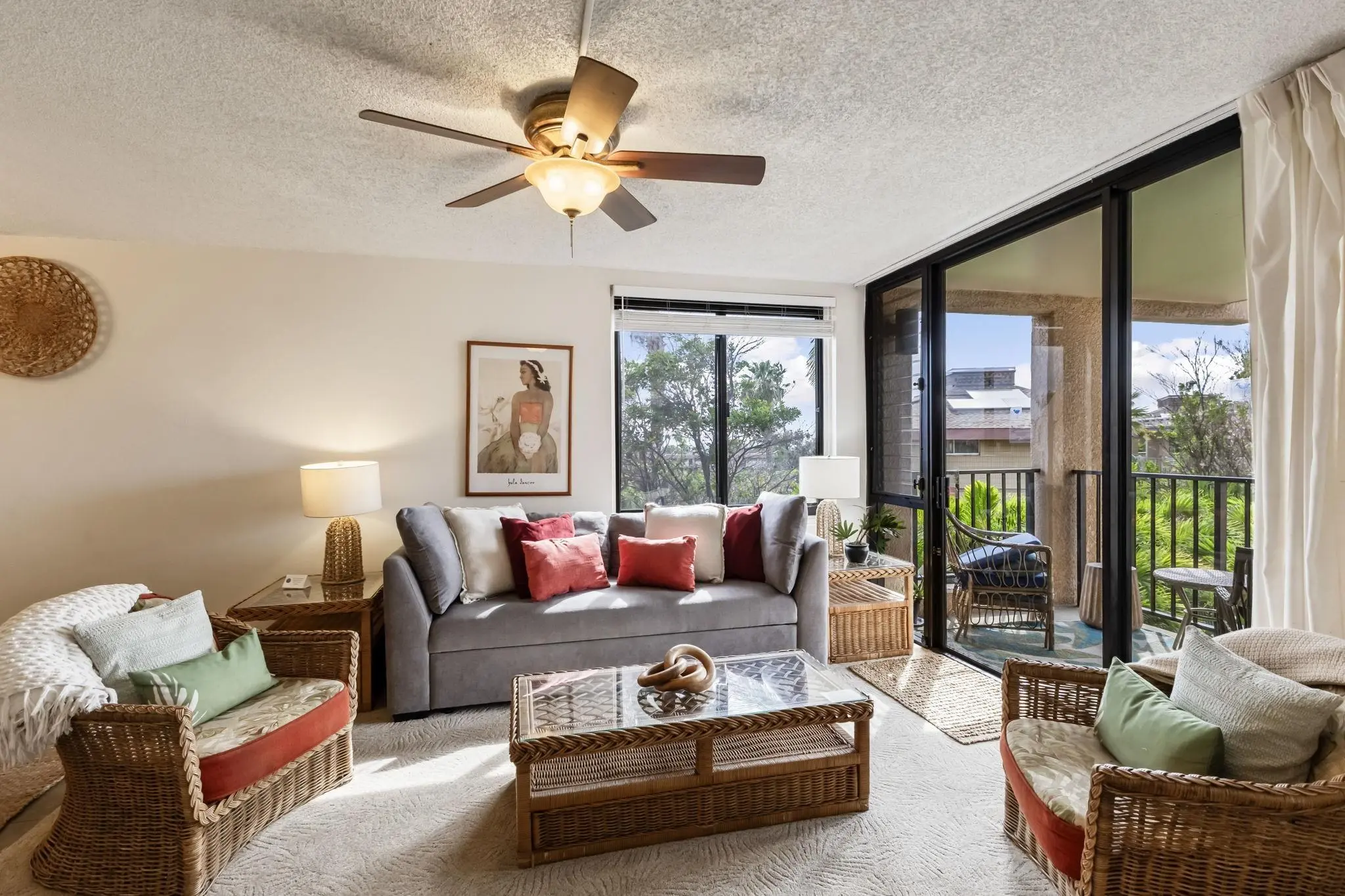 Photo of Listing #409119