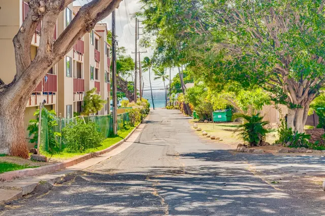 Listing Image for 3660 Lower Honoapiilani Rd 112 35 of 48