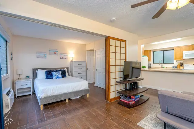 Listing Image for 280 Hauoli St A14 12 of 21