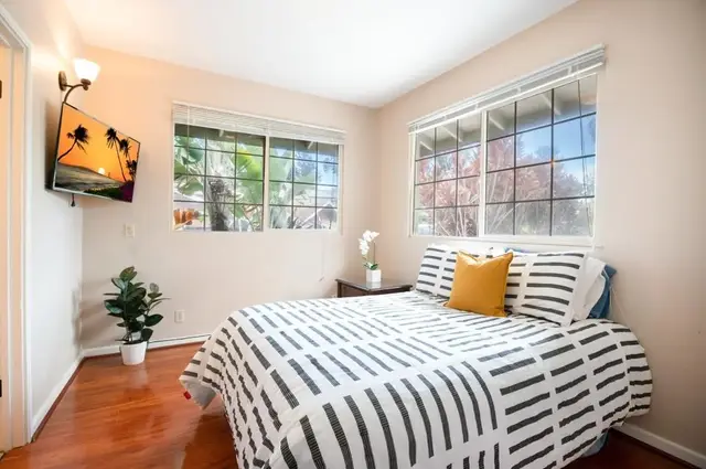 Listing Image for 305 Iini Way 11 of 22