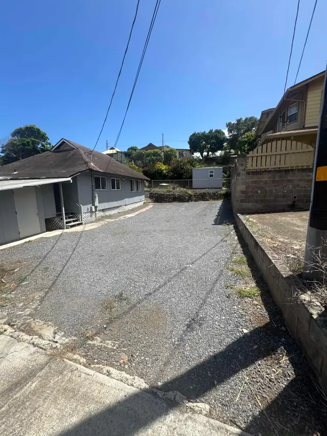 Listing Image for 1980 Mill St 1 of 4