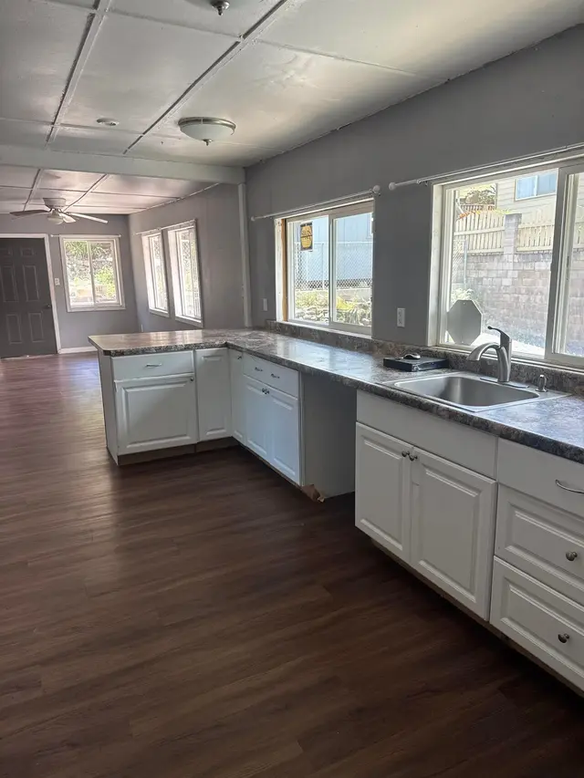 Listing Image for 1980 Mill St 3 of 4