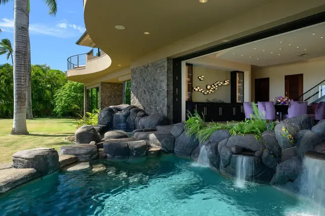 Listing Image for 4809 Lower Honoapiilani Rd 17 of 50
