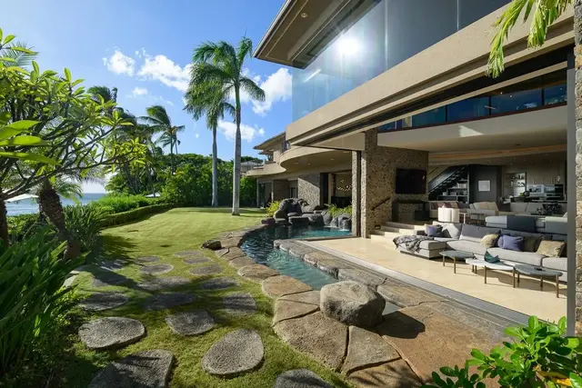 Listing Image for 4809 Lower Honoapiilani Rd 18 of 50