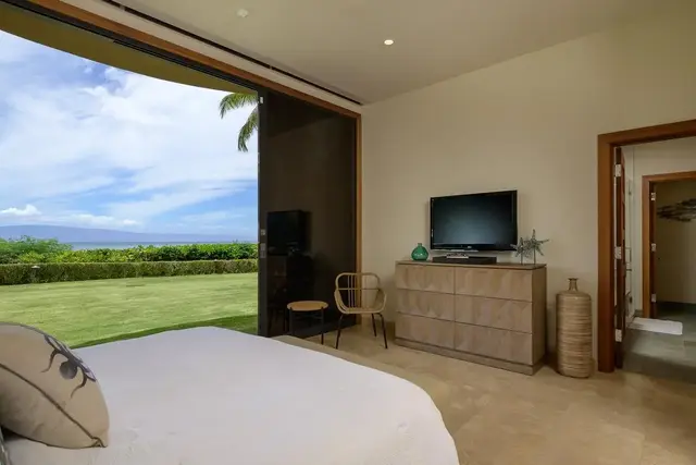 Listing Image for 4809 Lower Honoapiilani Rd 37 of 50