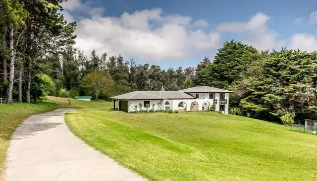 Listing Image for 1200 Ehu Rd A 3 of 48