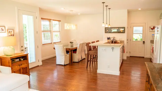 Listing Image for 47 Hale Lio Pl 6 of 25