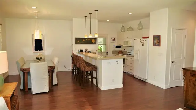 Listing Image for 47 Hale Lio Pl 7 of 25