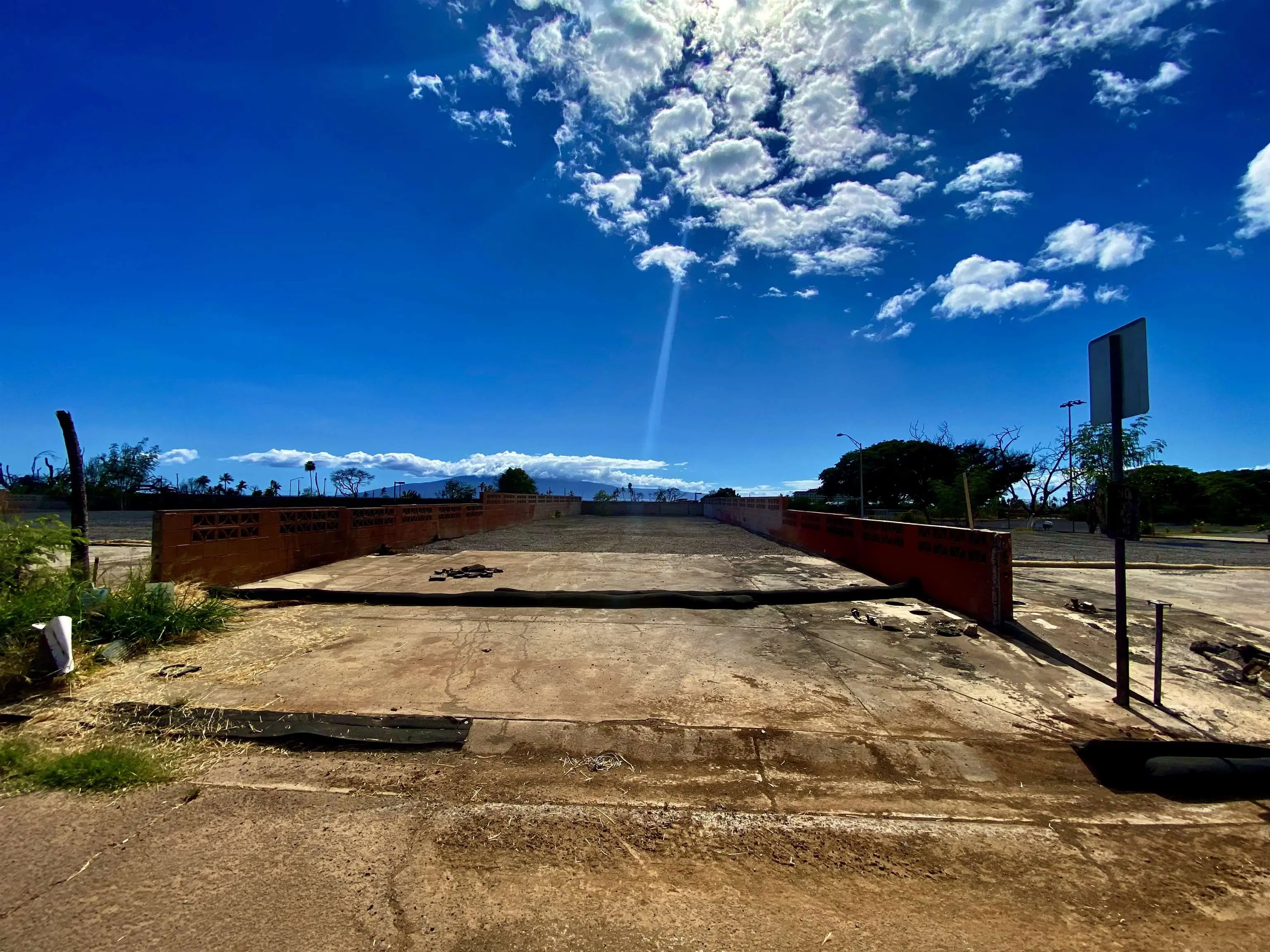 Photo of Listing #408580