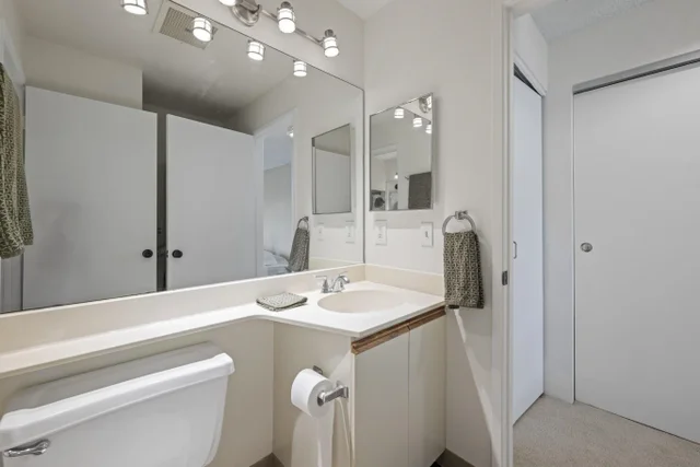 Listing Image for 140 Uwapo Rd 43-202 22 of 30