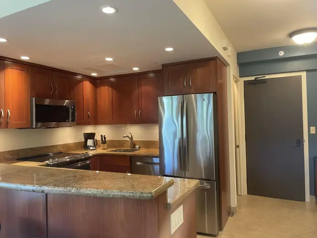 Listing Image for 2481 Kaanapali Pkwy 324 K 11 of 31