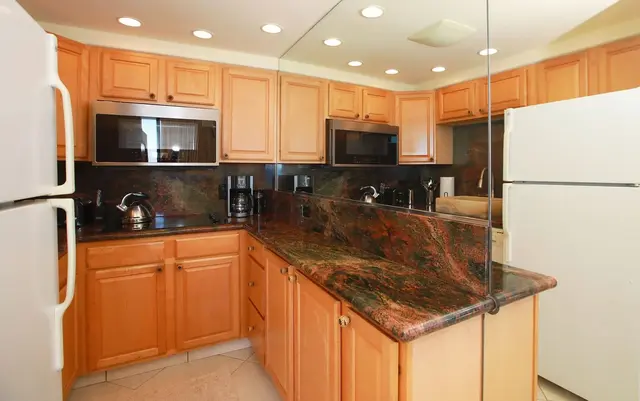 Listing Image for 3601 Lower Honoapiilani Rd 408 9 of 28