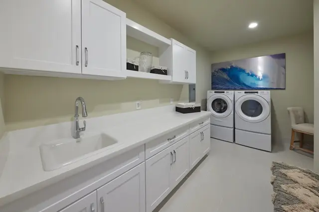 Listing Image for 50 Kaalele Pl 21 of 31