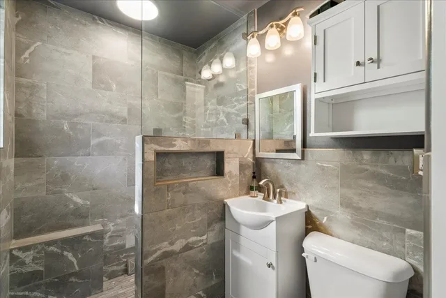 Listing Image for 88 Hiwalani Loop 14 of 50