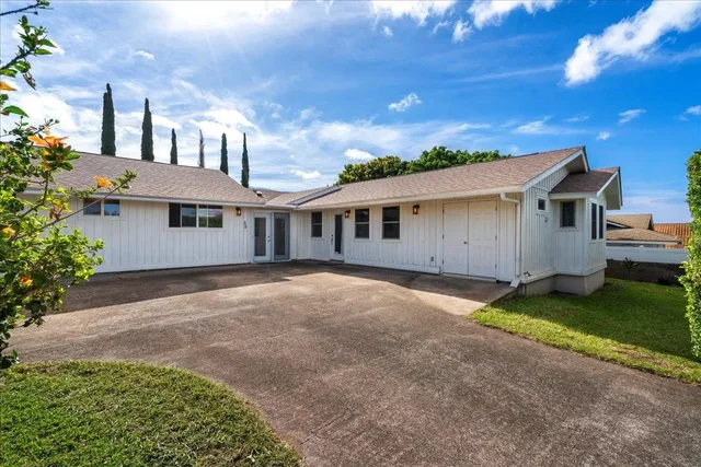 Listing Image for 88 Hiwalani Loop 2 of 50