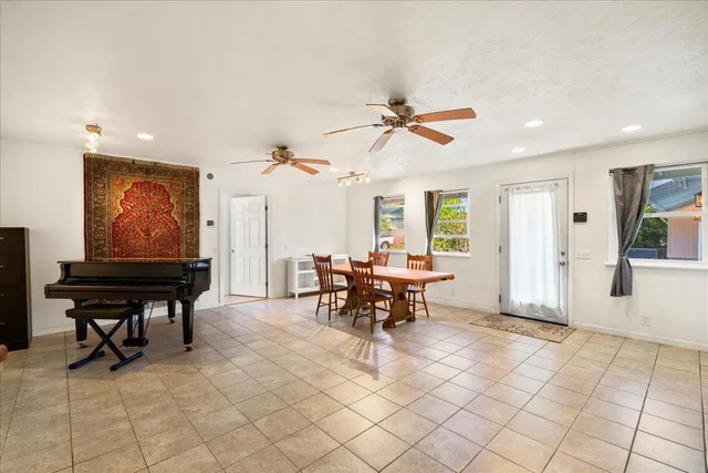 Listing Image for 88 Hiwalani Loop 24 of 50