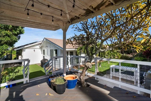 Listing Image for 88 Hiwalani Loop 38 of 50