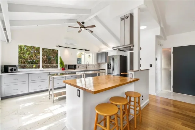 Listing Image for 88 Hiwalani Loop 4 of 50