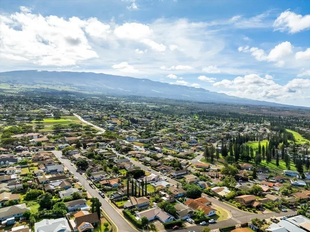 Listing Image for 88 Hiwalani Loop 44 of 50