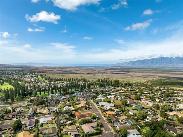 Listing Image for 88 Hiwalani Loop 46 of 50