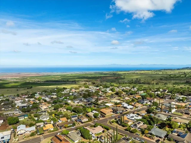 Listing Image for 88 Hiwalani Loop 48 of 50