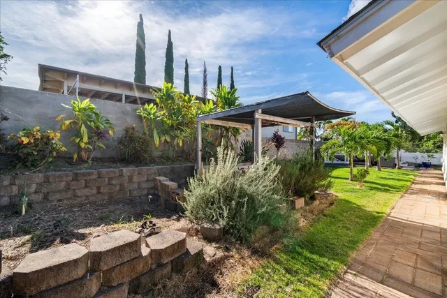 Listing Image for 88 Hiwalani Loop 50 of 50