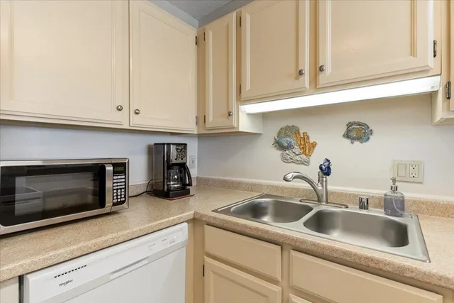 Listing Image for 2075 S Kihei Rd 215 15 of 41