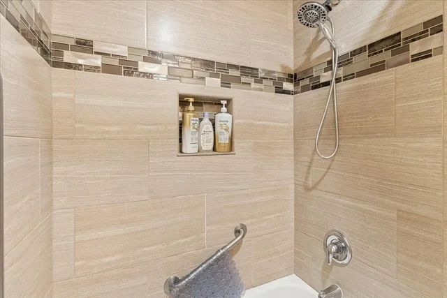 Listing Image for 2075 S Kihei Rd 215 7 of 41