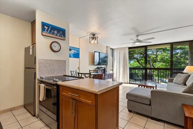 Listing Image for 2191 S Kihei Rd 1301 27 of 49