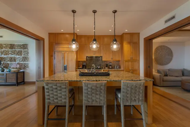 Listing Image for 1 Bay Dr 2502 11 of 34