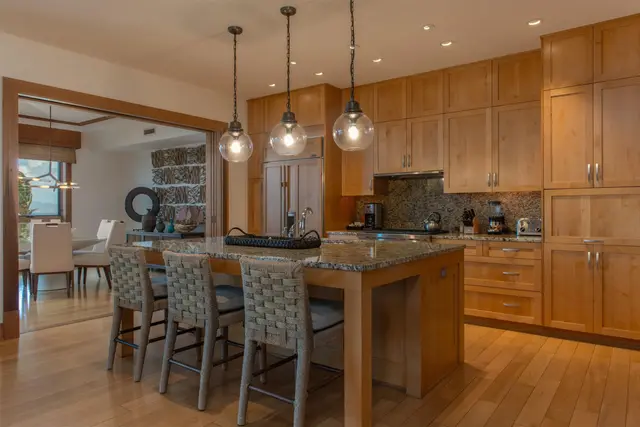 Listing Image for 1 Bay Dr 2502 12 of 34