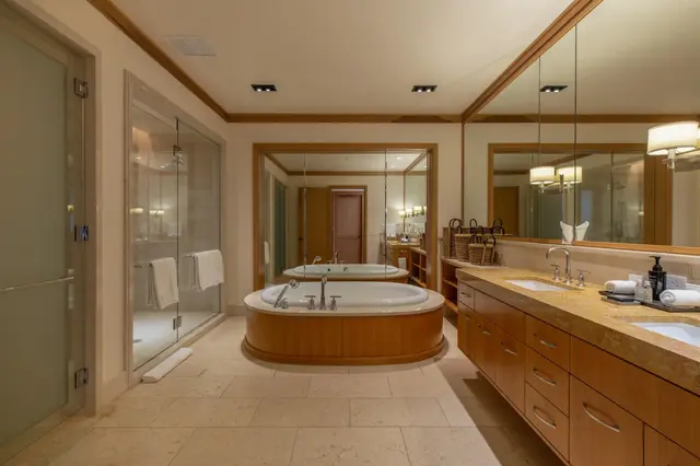 Listing Image for 1 Bay Dr 2502 17 of 34