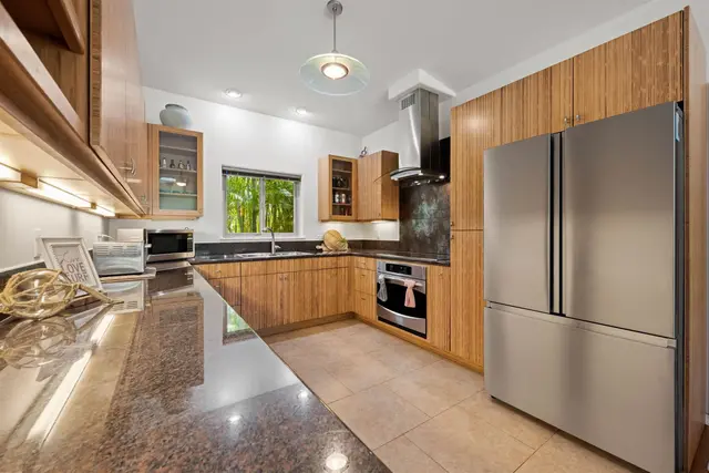 Listing Image for 370 Hahana Rd 1 of 29
