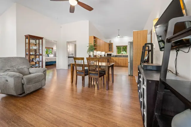 Listing Image for 370 Hahana Rd 12 of 29