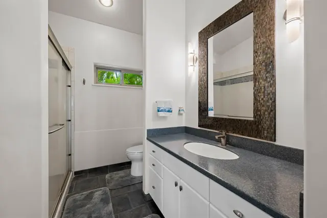 Listing Image for 370 Hahana Rd 18 of 29