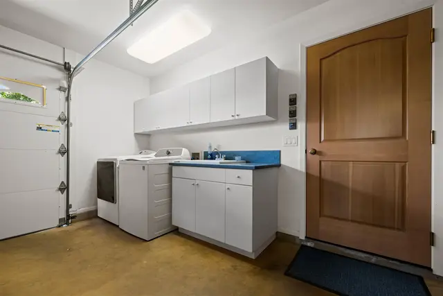 Listing Image for 370 Hahana Rd 20 of 29