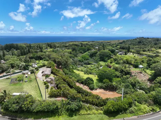 Listing Image for 370 Hahana Rd 4 of 29