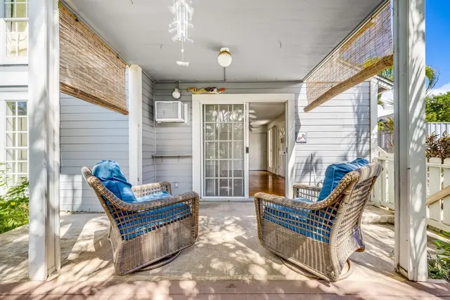 Listing Image for 160 Keonekai Rd 8-102 29 of 44