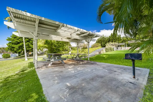 Listing Image for 160 Keonekai Rd 8-102 35 of 44