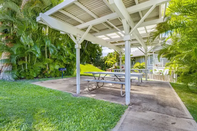 Listing Image for 160 Keonekai Rd 8-102 36 of 44