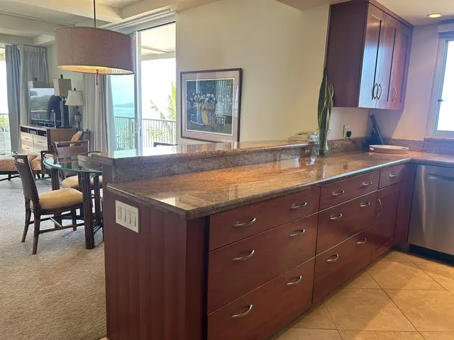 Listing Image for 2481 Kaanapali Pkwy 601/s 2 of 14