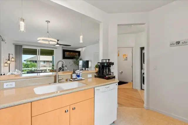 Listing Image for 23 Kuaiwa Way 22 A 19 of 42