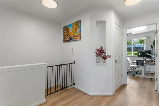 Listing Image for 23 Kuaiwa Way 22 A 24 of 42