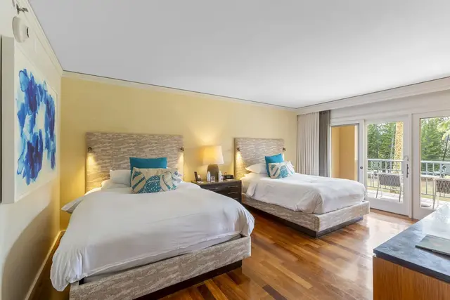 Listing Image for 1 Ritz Carlton Dr 1221-23 24 of 50