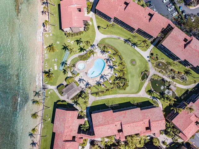 Listing Image for 3543 Lower Honoapiilani Rd A108 35 of 39
