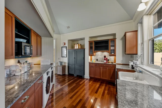 Listing Image for 2380 Kamehameha V Hwy 23 of 50