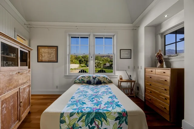 Listing Image for 2380 Kamehameha V Hwy 35 of 50