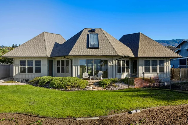 Listing Image for 2380 Kamehameha V Hwy 7 of 50