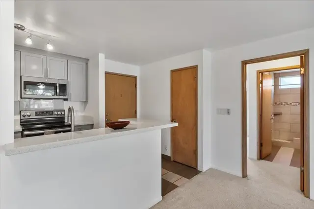 Listing Image for 3 Koiula Ln 122 10 of 30